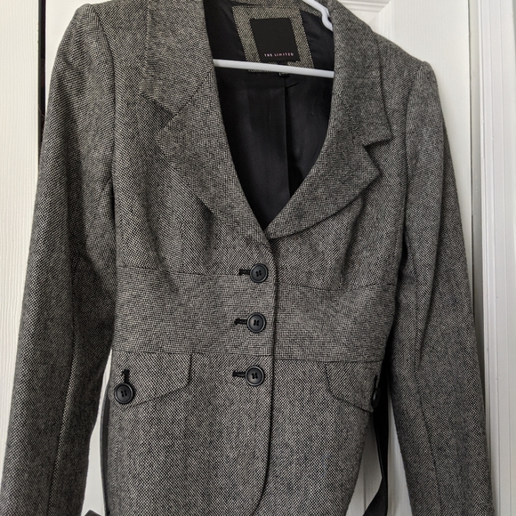 Blazer - Picture 1 of 3